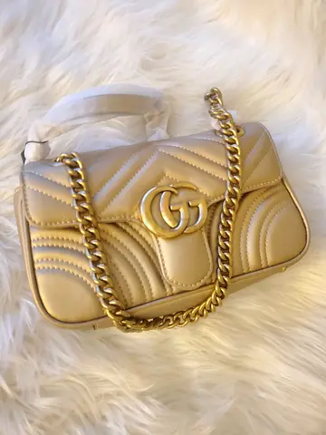 GG Marmont small shoulder bag GOLD
