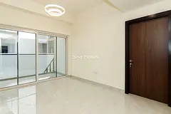 SPECIOUS 2 BED | CLOSED KITCHEN | BRAND NEW