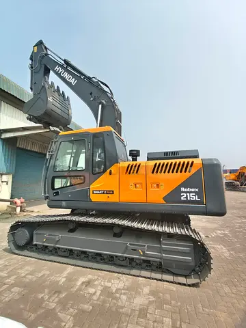 HYUNDAI R215L