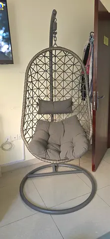 Stylish Hanging Egg Chair for Relaxing Evenings