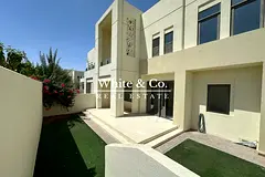 Vacant Mid March | Pool &amp; Park | Spacious