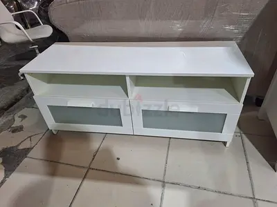 Tv table