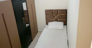 Bed Space in 1BHK