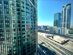 Modern and Bright |High Floor Unit | Fitted Office