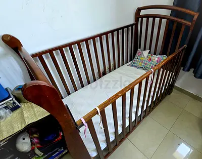 Baby Bed (Wood) With Mattras سرير أطفال خشبي مع فرشة