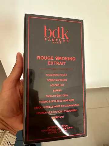 BDK rouge smoking extrait de parfum