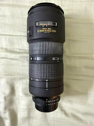 Nikon ED 80-200mm f/2.8 Telephoto Lens