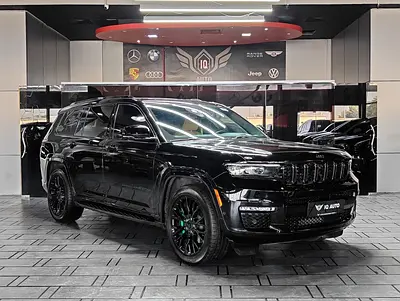 AED 2,950 P.M | 2023 Jeep Grand Cherokee V8 Summit  | Jeep Warranty and Service Contract | GCC |