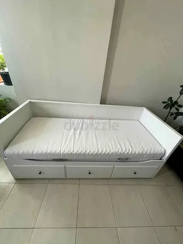 ikea  hamness daybed with ikea mattress