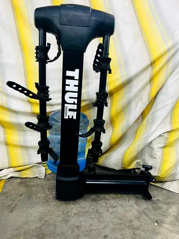 Thule bike rack for car