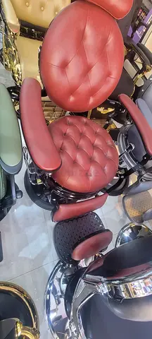 Comfortable Red Leather Chair