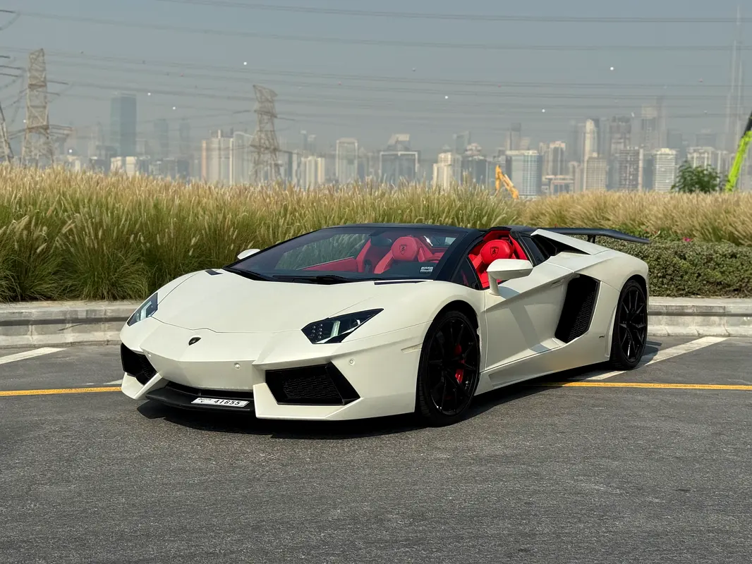 Lamborghini Aventador 2014 — photo 1 of 15