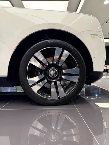 2022 ROLLS-ROYCE CULLINAN 照片 9