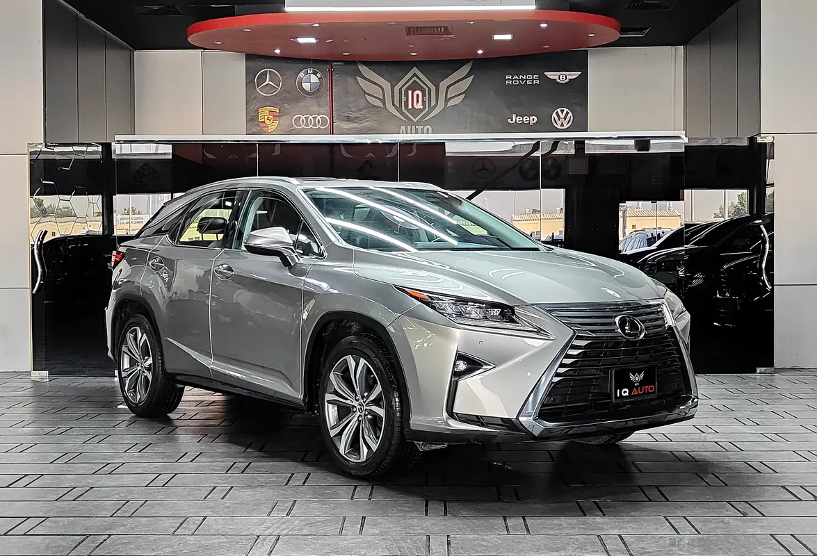 Lexus RX-Series 2018 — photo 1 of 18