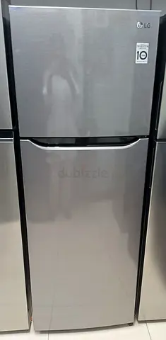 L.G fridge 402 litres like new condition