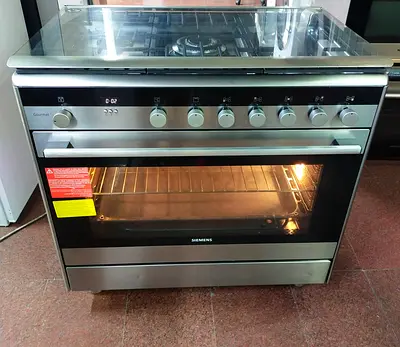 Siemens New Model 5 Burner Full Gas Cooker Made Italy 90×60cm