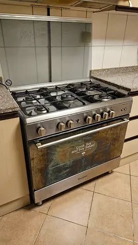 Bompani cooking range