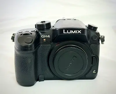 Panasonic GH4 with lenses