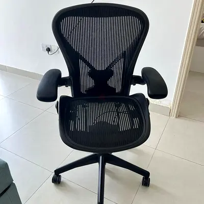 Model Herman Miller Aeron Classic Chair Size C Fully Adjustable