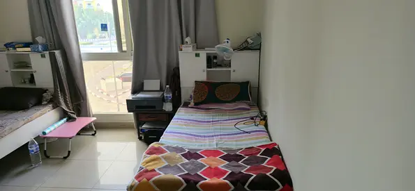 Executive Bedspace available for bachelors in International City