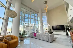 Penthouse | Stunning Windows | 360 Views
