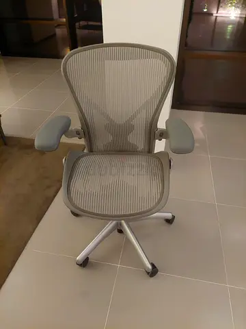 Brand Herman Miller Aeron Classic Chair PostureFit Back Support Size C Silver
