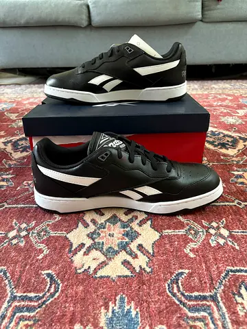 Reebok BB 4000 Sneakers - Size 45 EU - Brand New