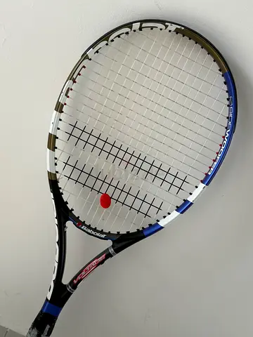 Tennis racket