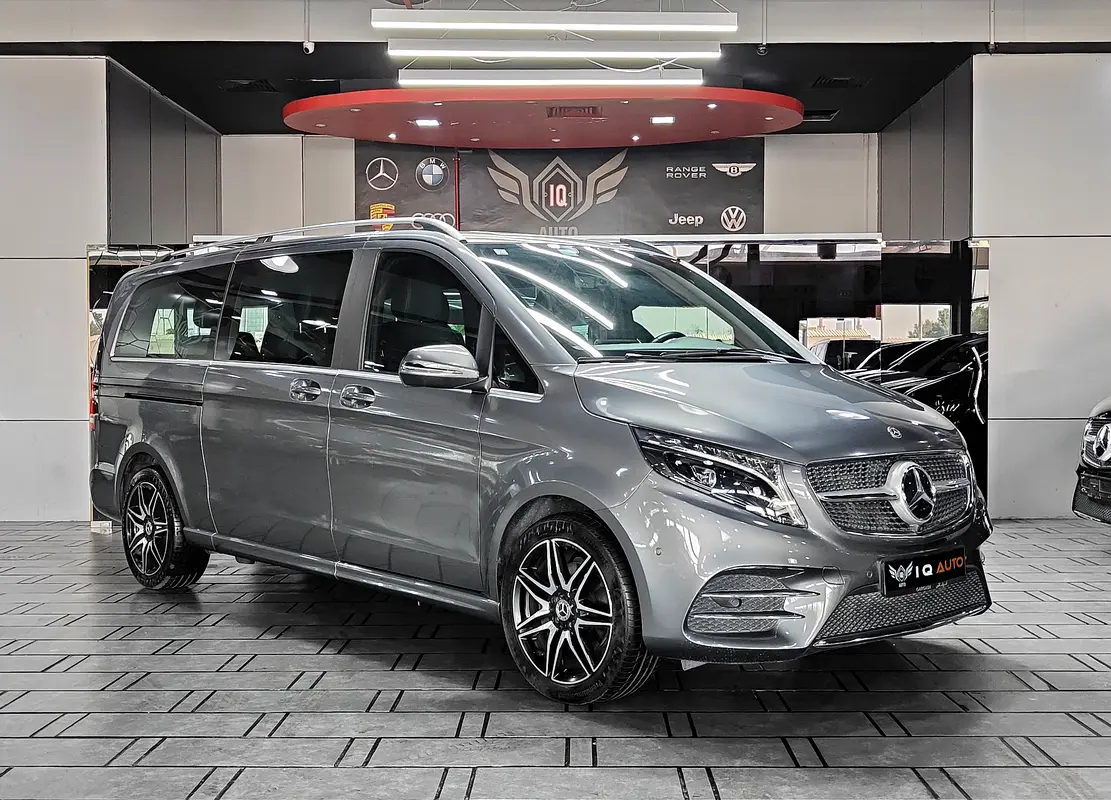 Mercedes-Benz V-Class 2024 — photo 1 of 19