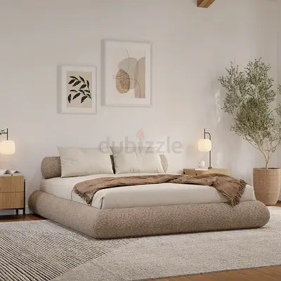 Cozy Modern Bed with Elegant Décor