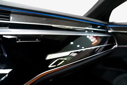 2023 AUDI A8 — миниатюра 12