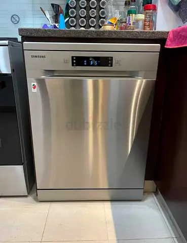 Samsung Dishwasher 2 Racks Freestanding Perfect Working Condition