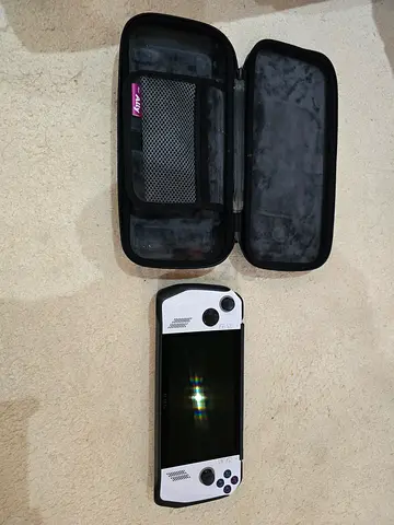 Rog Ally 2TB, 80whr battery extremely good condition