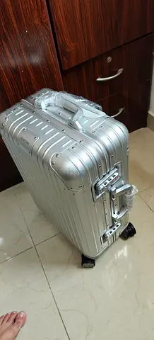 Suitcase aluminum