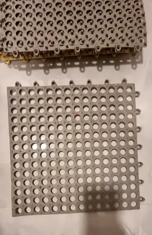 Bathroom anti slip mats