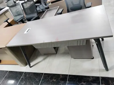 Modern Office Desk for Optimal Workspace