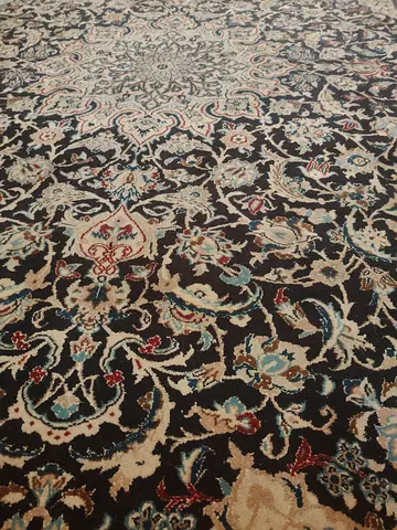 Vintage Persian Naeen 6La Rug - Silk  Kork Wool - 260 x 175cm - Restored Condition