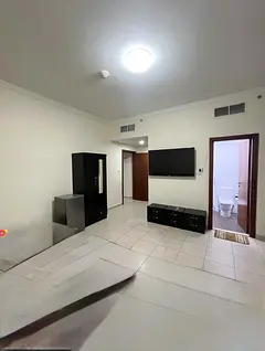 LADIES ONLY Bed space for rent