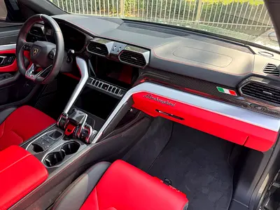 2020 Lamborghini URUS 缩略图 15