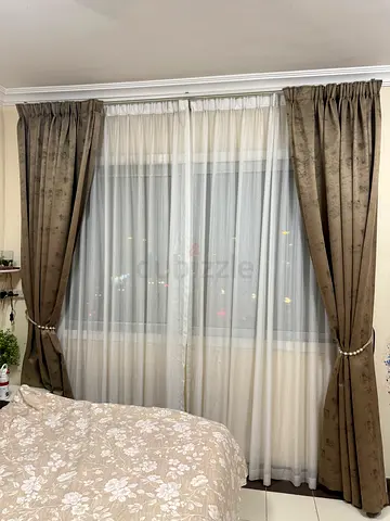 Blackout solid Curtain with elegant sheer in American rails