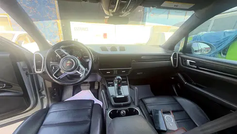2021 Porsche CAYENNE 照片 8