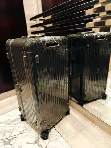Luggage trunk