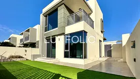 Greenbelt | 2E Corner Unit | Vacant Soon