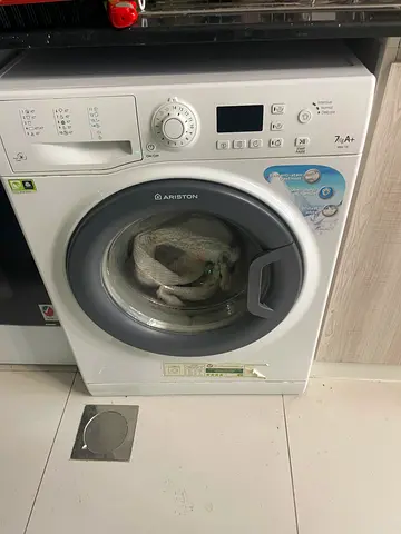 Ariston Front Load Washing Machine - Efficient  Compact