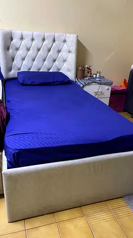 Stylish single Size Bed with Elegant Headboard
