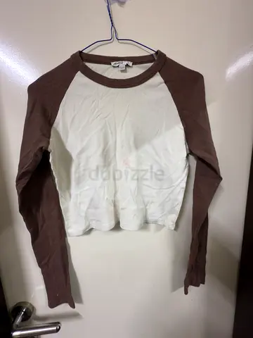 Long sleeve top subdued