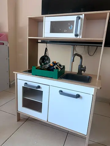 Kids kitchen set