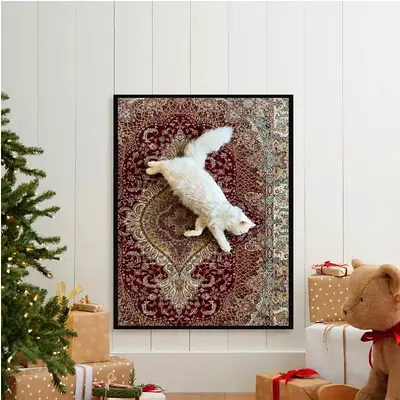 Wall Art frame - White Cat on Persian Carpet !