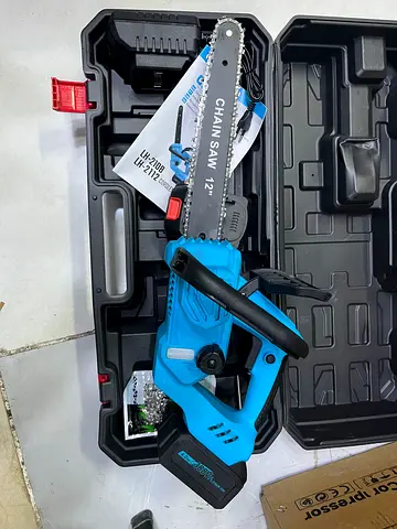 12 Electric Chainsaw with Safety Features
