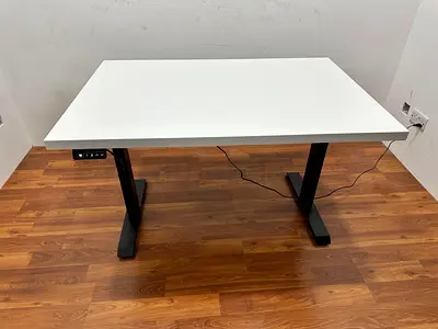 Modern Height Adjustable Standing Desk